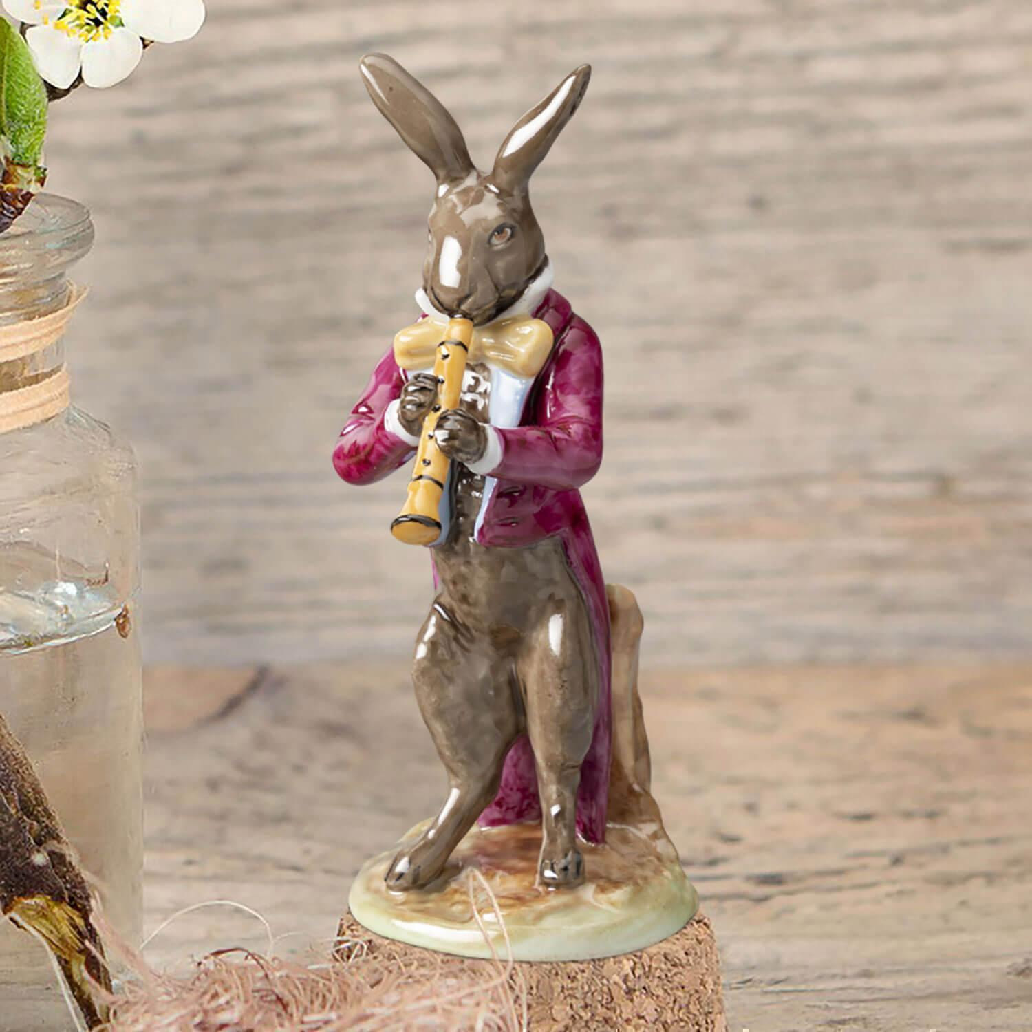 Hase mit Flöte Hase mit Flöte